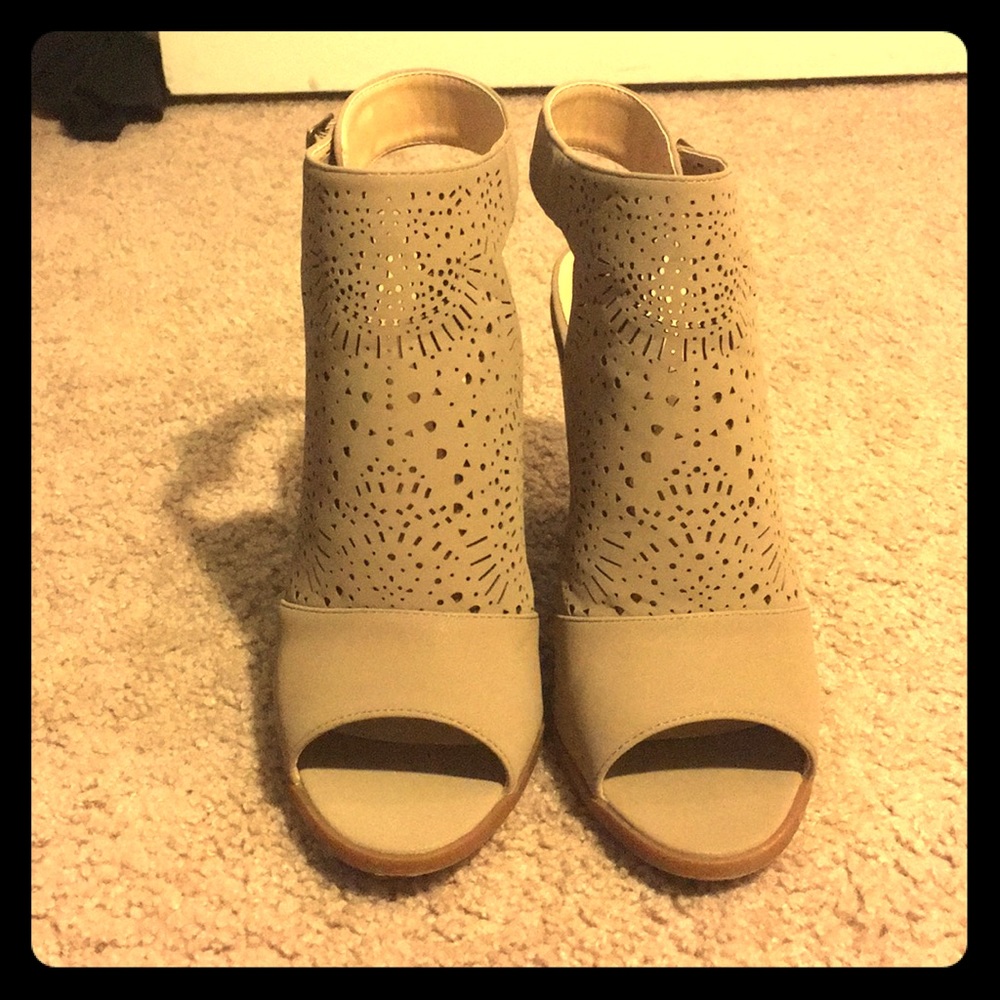 Tan heeled sandals